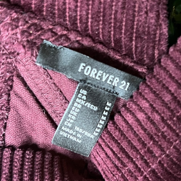 Burgundy overall Dress - Picture 3 of 3